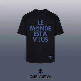Picture of Louis Vuitton T Shirts Short _SKULVXS-Lsxitx1356763
